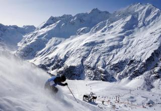 St. Anton Skifahren Schnee Winter Berge ALDI SUISSE TOURS