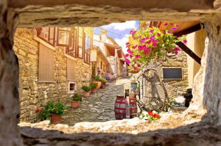 © Eurotours