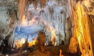 Tropfsteinhöhle, Ligurien - ALDI SUISSE TOURS