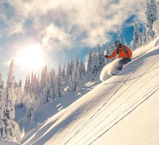 © Eurotours Skifahren Winter Sonne Schnee ALDI SUISSE TOURS