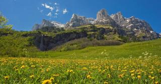 © Christian Pfammatter Die schönsten Naturpärke der Schweiz ALDI SUISSE TOURS
