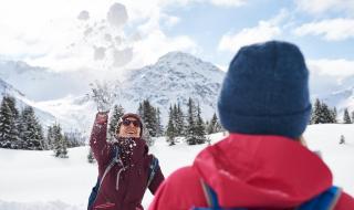 © Nina Mattli - Arosa Tourismus Arosa & Lenzerheide Winterwandern ALDI SUISSE TOURS