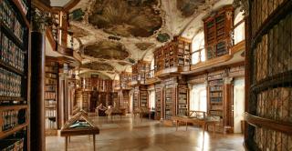 © Stiftsbibliothek St. Gallen Ferien am Bodensee - ALDI SUISSE TOURS