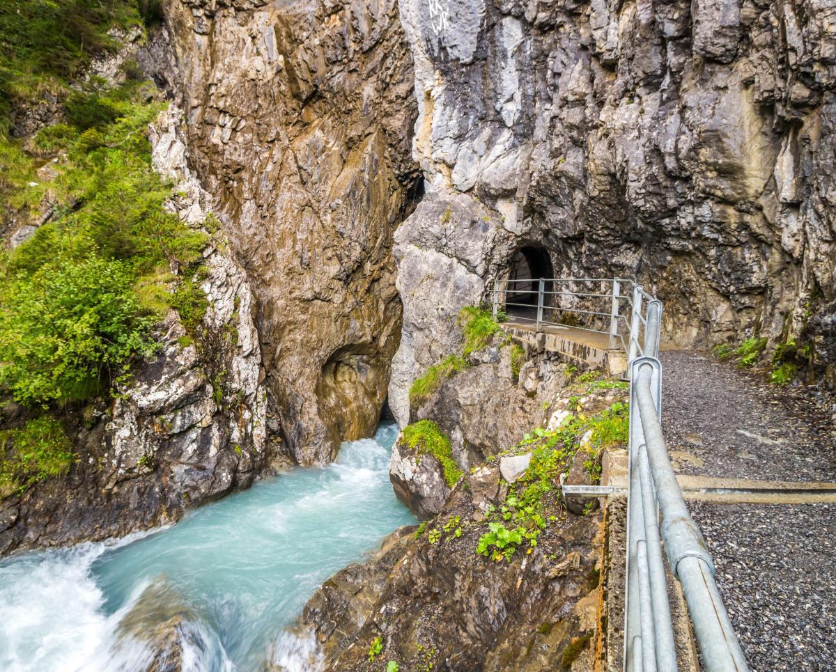 schluchtenwanderungen-in-der-schweiz-die-sch-nsten-7-aldi-suisse-tours