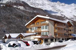 Saas-Grund