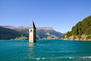 Reschensee ALDI SUISSE TOURS