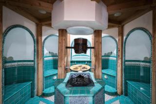Wellness im Hotel Adula****sup. in Flims | ALDI SUISSE TOURS
