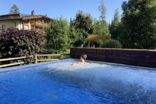 Sole-Pool beim Hotel Adula****sup. in Flims | ALDI SUISSE TOURS