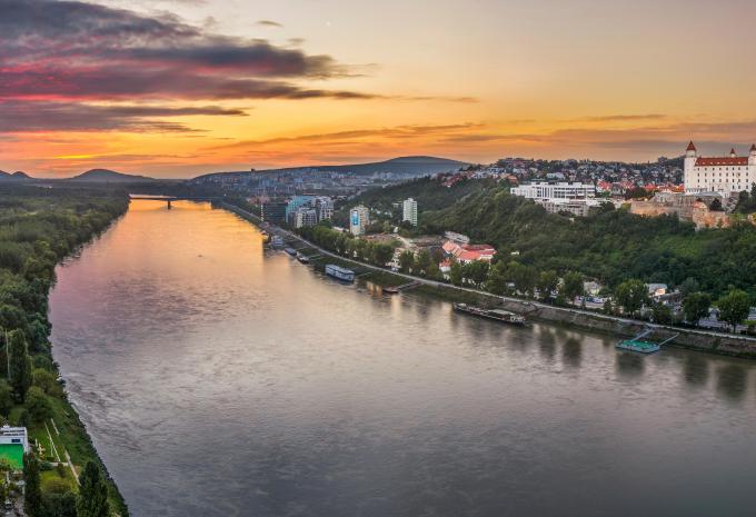 Lungo il Danubio verso Budapest - Bicicletta & nave