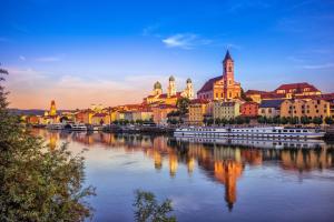 Von Passau ans Eiserne Tor - Velo & Schiff