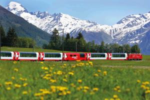 Mit dem Glacier Express durch die Schweizer Alpen - Zugrundreise