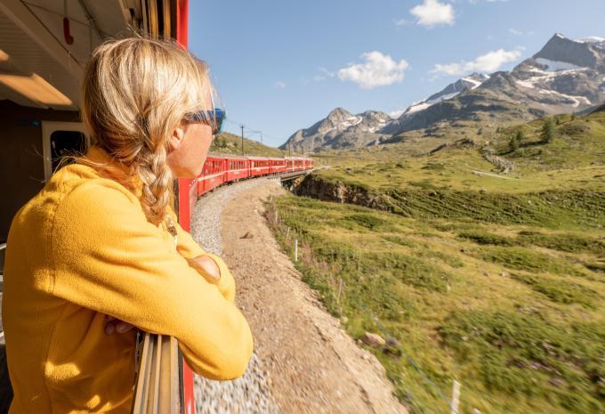 Des glaciers aux palmiers à bord du Bernina Express - Circuit en train
