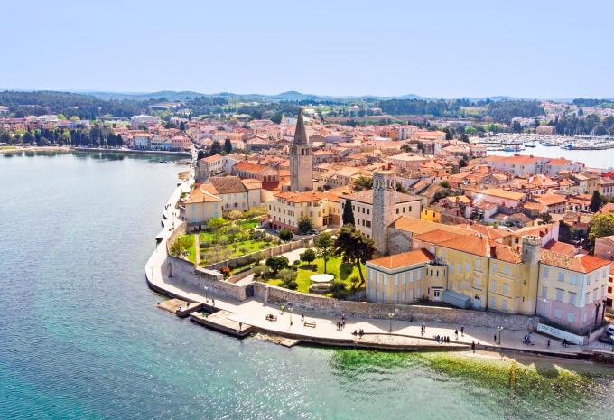 Sur la piste cyclable de Parenzana d'Italie en Croatie - Tour en VTT