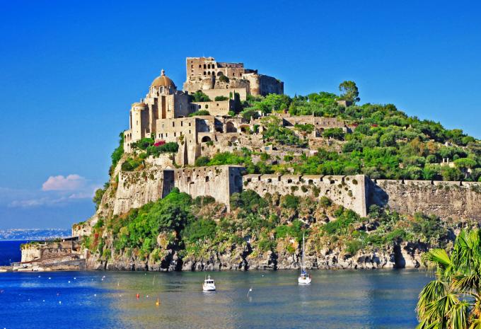 Costiera amalfitana, isola di Capri e isola d'Ischia - tour
