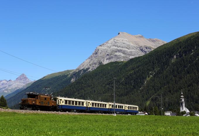 Croisière alpine à bord de la voiture-salon Alpine Pullmann Classic - Circuit en train