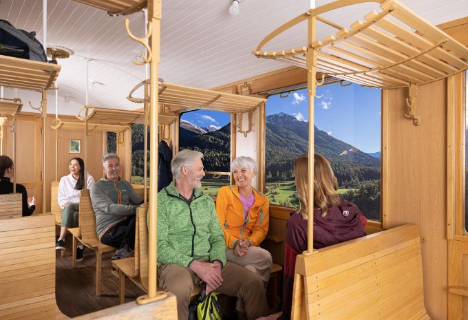 Croisière alpine à bord de la voiture-salon Alpine Pullmann Classic - Circuit en train