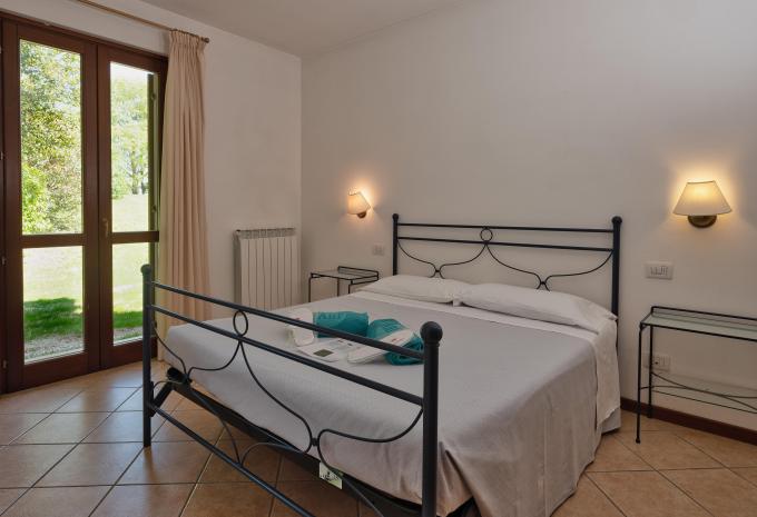 Zimmerbeispiel, Golf Residence