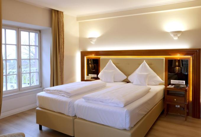 Zimmerbeispiel Doppelzimmer Deluxe Cabinett Zimmerbeispiel Doppelzimmer Deluxe Cabinett