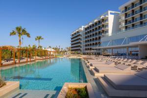 Chrysomare Beach Hotel and Resort*****