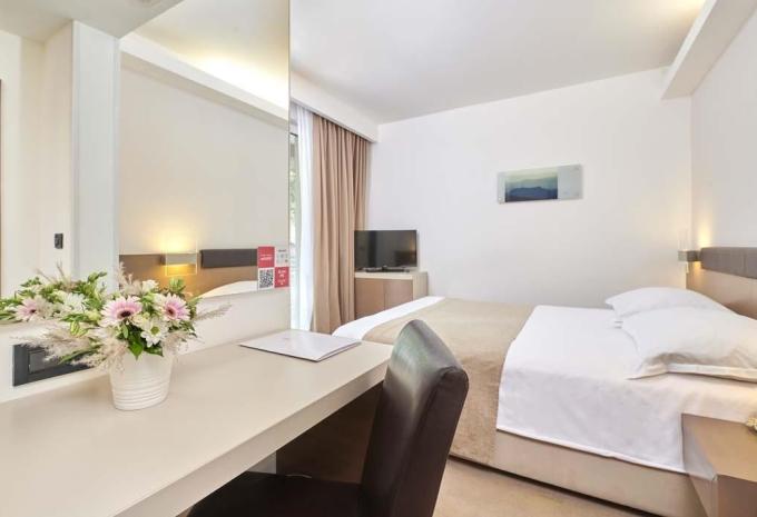 Zimmerbeispiel, Doppelzimmer (DZ) Classic Balkon