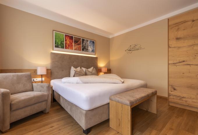 Zimmerbeispiel Suite Standard Balkon