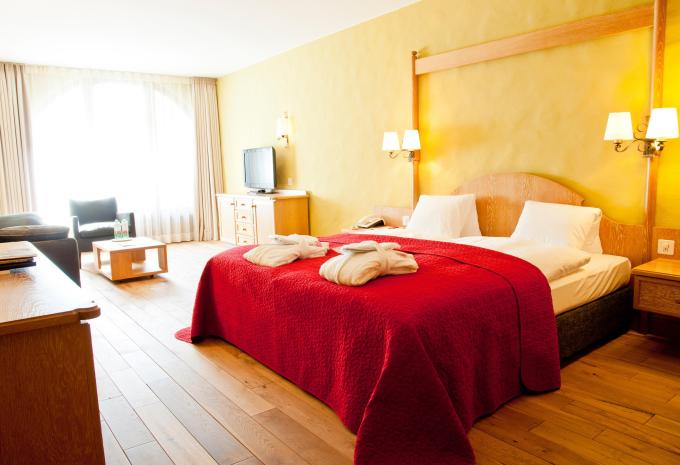 Zimmerbeispiel, Doppelzimmer Standard Balkon Bergblick 4* Haus Residence Zimmerbeispiel, Doppelzimmer Standard Balkon Bergblick 4* Haus Residence