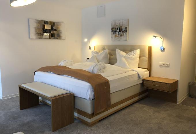 Zimmerbeispiel, Doppelzimmer Standard Balkon/Terrasse