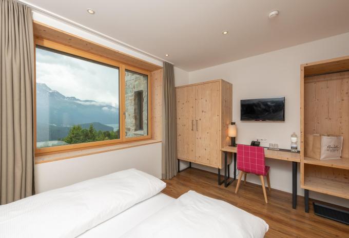 Zimmerbeispiel, Doppelzimmer «Süd» Zimmerbeispiel, Doppelzimmer «Süd»