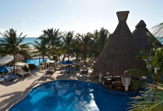 The Reef Playacar Resort & Spa****