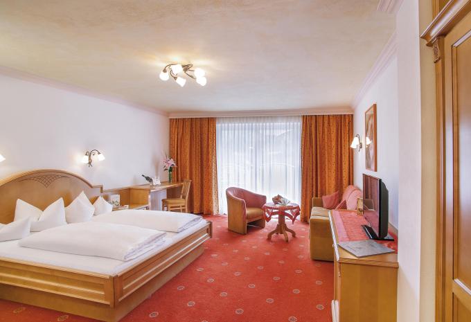 Zimmerbeispiel:  Doppelzimmer Deluxe Balkon Leben/Hochmoosblick Zimmerbeispiel:  Doppelzimmer Deluxe Balkon Leben/Hochmoosblick