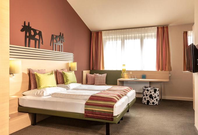 Zimmerbeispiel: Doppelzimmer Standard "DUO"