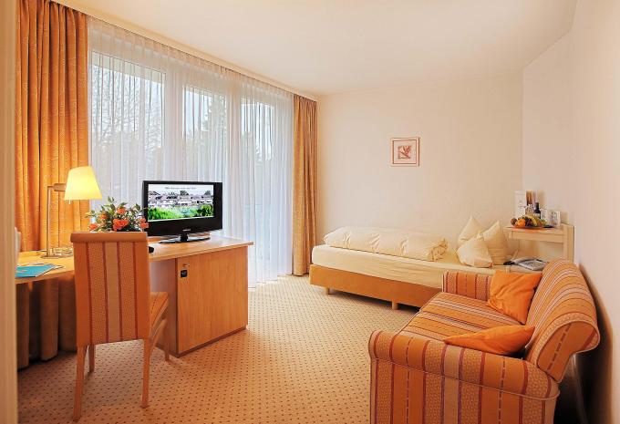 Zimmerbeispiel Einzelzimmer Zimmerbeispiel Einzelzimmer