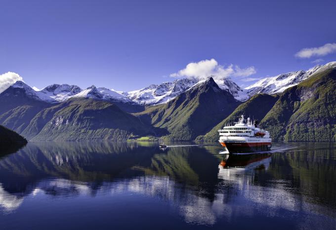 Hurtigruten - Klassische Postschiffroute - Kreuzfahrt