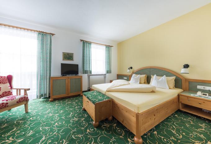 Esempio di camera, Camera doppia "Almrausch"