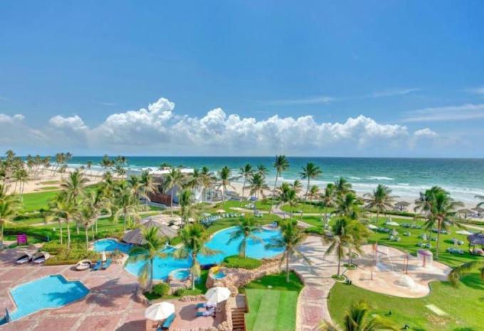 Crowne Plaza Salalah Resort by IHG*****