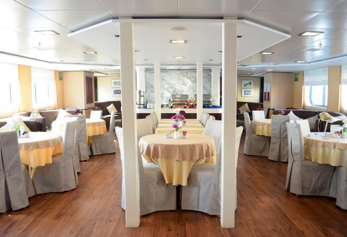 Cap-Vert - Croisière en yacht motorisé