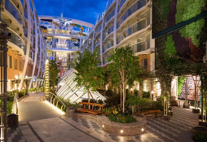 Central Park, Allure of the Seas