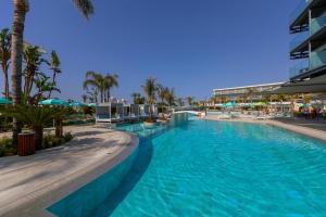 Faros Hotel****