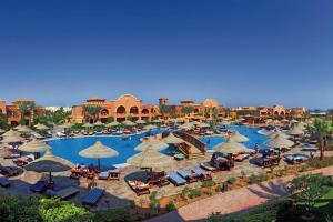 Charmillion Gardens Aqua Park****