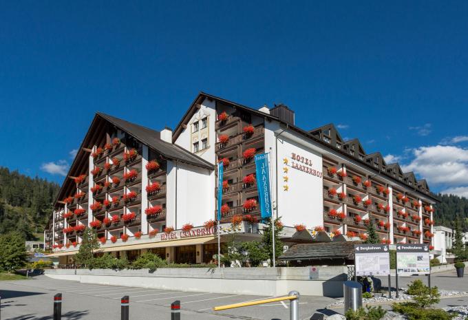 Laax
