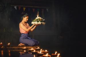 Circuit au festival Loy Krathong & Apsara Beachfront Resort & Villa****+