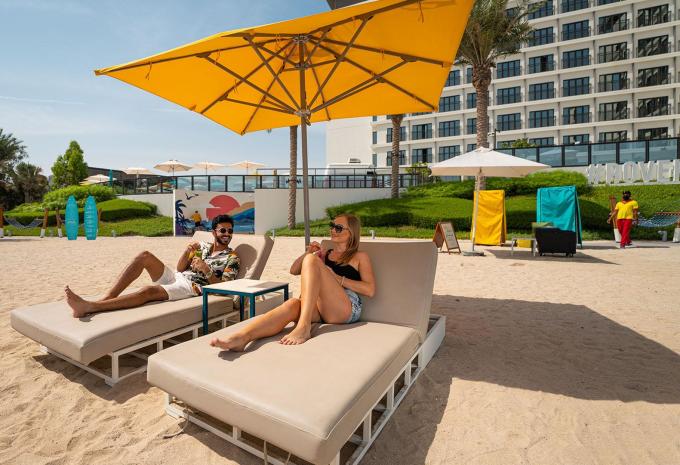 Hotel Rove Al Marjan Island