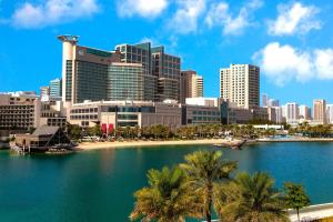 Beach Rotana*****
