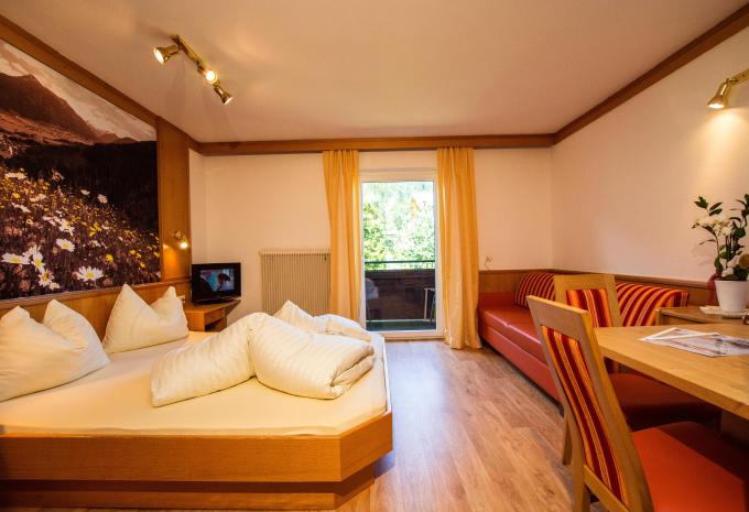 Zimmerbeispiel, Doppelzimmer Balkon