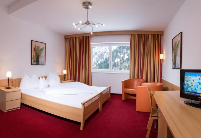 Zimmerbeispiel: Doppelzimmer Zimmerbeispiel: Doppelzimmer