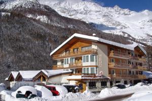 Saas-Grund