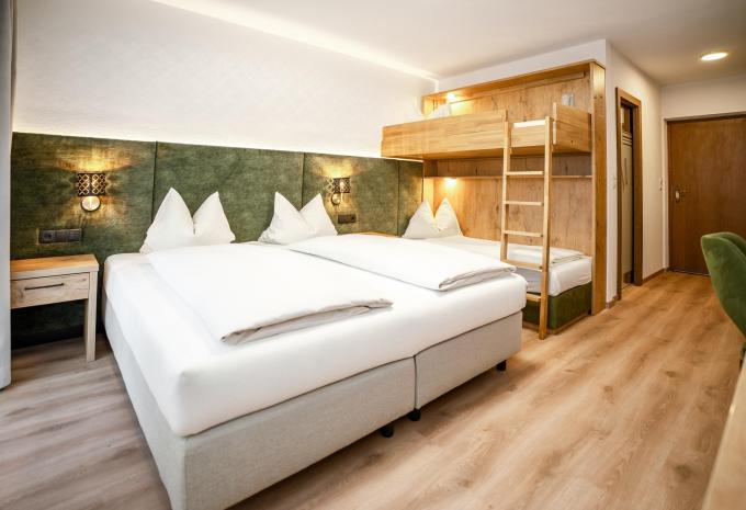 Zimmerbeispiel, Doppelzimmer Balkon "Typ C"