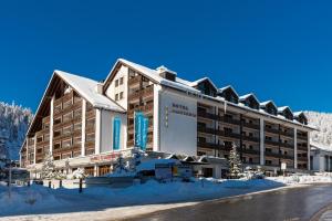 Laax