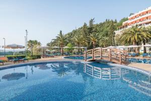 Iberostar Waves Bellevue****