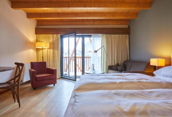 Esempio camera quadrupla con balcone Meletum